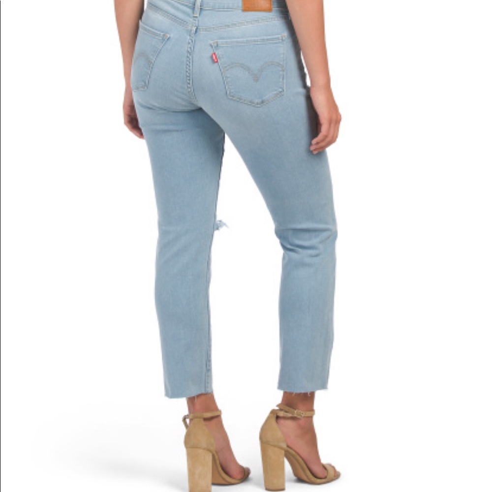 Levi’s sculpt stretch cropped blue jeans sz 0/24in